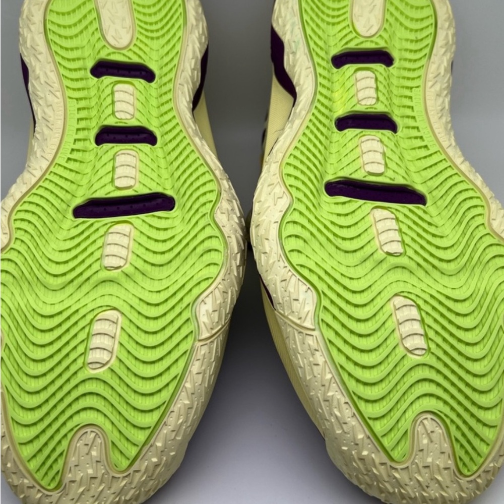 NWT Adidas Dame 8 Athletic Shoe Purple/Yellow Sz 9.5 - Picture 5 of 5